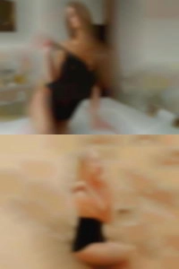 Mature woman Palm Springs, California goes to a swinger situation